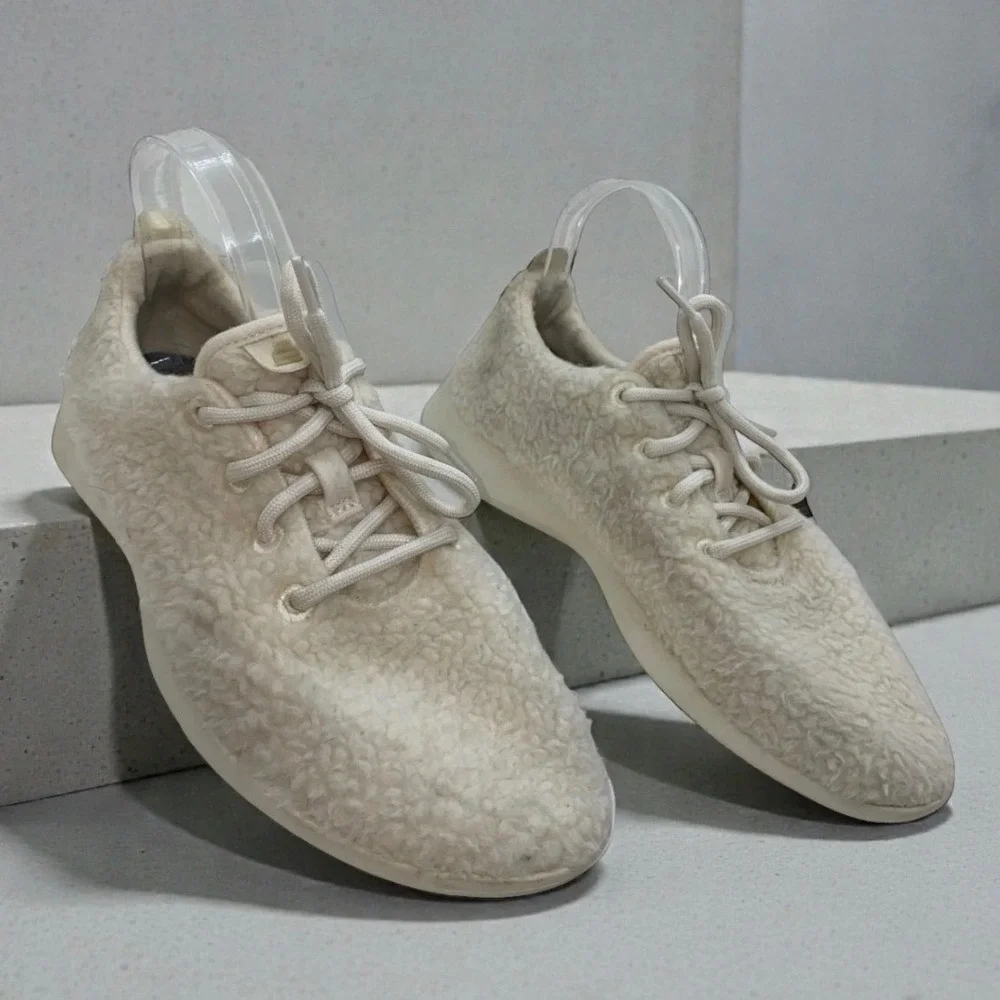Allbirds Women's Wool Runner Fluff Sneakers Natural White‎ size 11